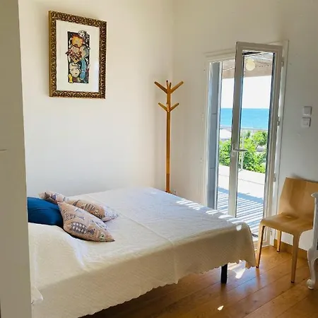 La Coquille Villa *