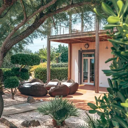 La Coquille Villa *